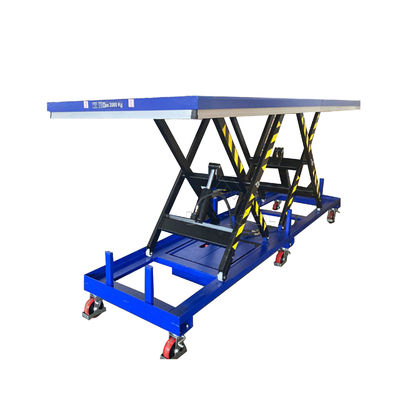 Mobile DC Battery Powered Tandem Scissor Lift Table Transferring Bulky Heavy Item